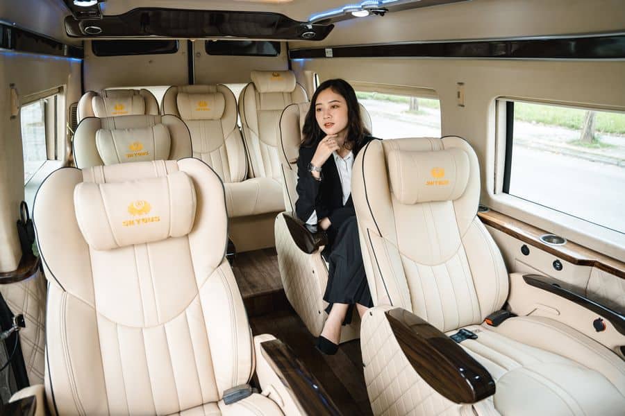 Thuê xe 16 chỗ phục vụ hội nghị liên tỉnh: Chủ động lịch trình, đúng giờ, không phát sinh