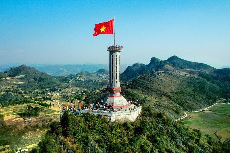 Chi Phí Đi Tour Hà Giang Bằng Xe Máy: Tổng Hợp Đầy Đủ (Tự Túc vs Tour)