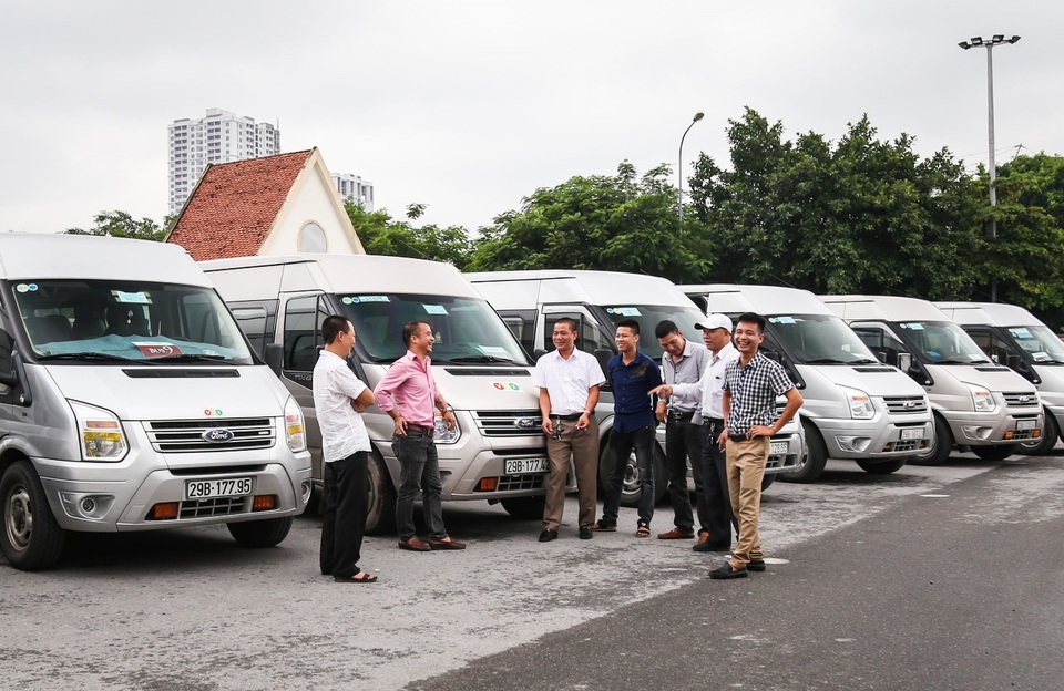Thuê xe 16 chỗ trọn gói theo tour riêng: Linh hoạt, rõ chi phí