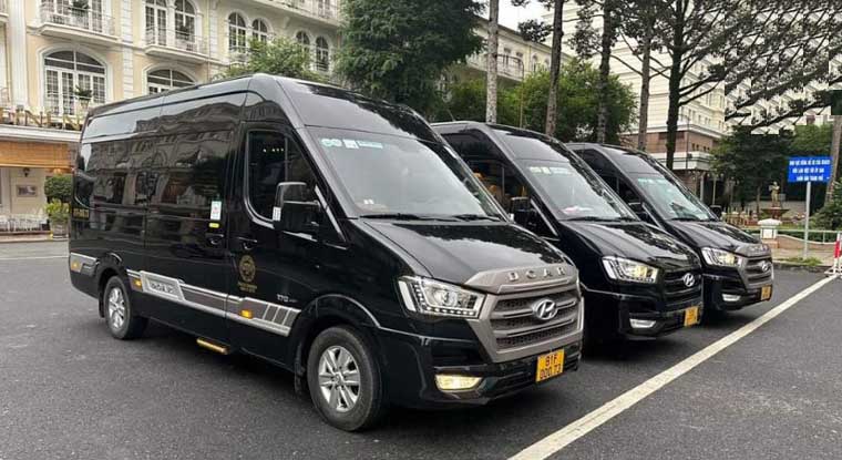 Thuê xe 16 chỗ Hà Nội có lái: Giải pháp chủ động, đúng giờ và thuận tiện cho nhiều nhu cầu đi lại