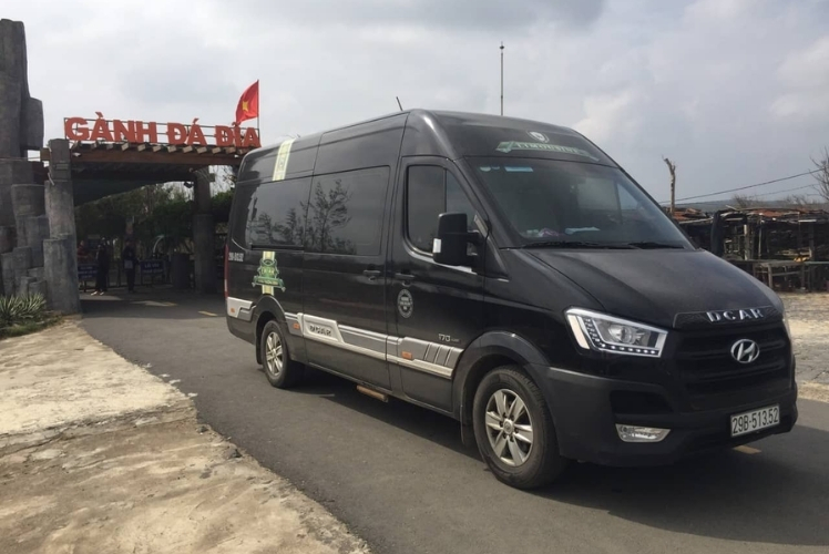 Thuê xe 16 chỗ hợp đồng tháng: Giải pháp phù hợp cho doanh nghiệp, trường học và đơn vị cần xe dùng thường xuyên
