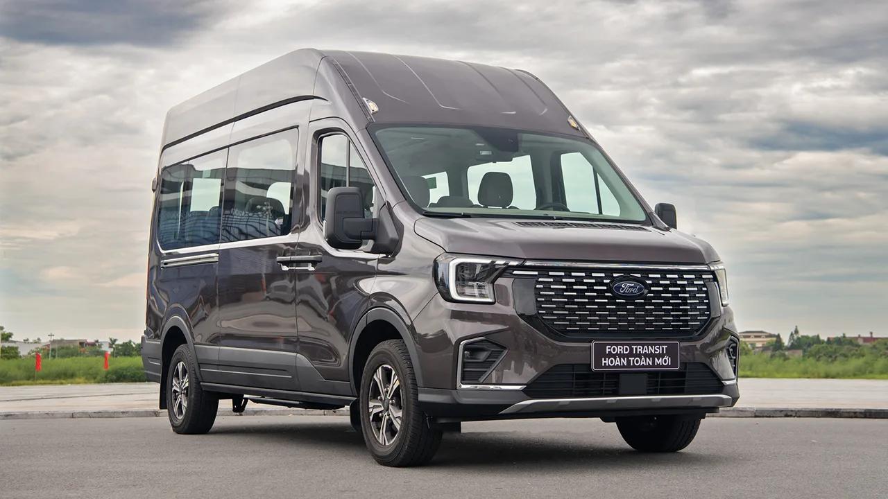 Giá Thuê Xe 16 Chỗ Đi Theo Tour Riêng Tính Ra Sao? Cách Báo Giá Và Tránh Phát Sinh