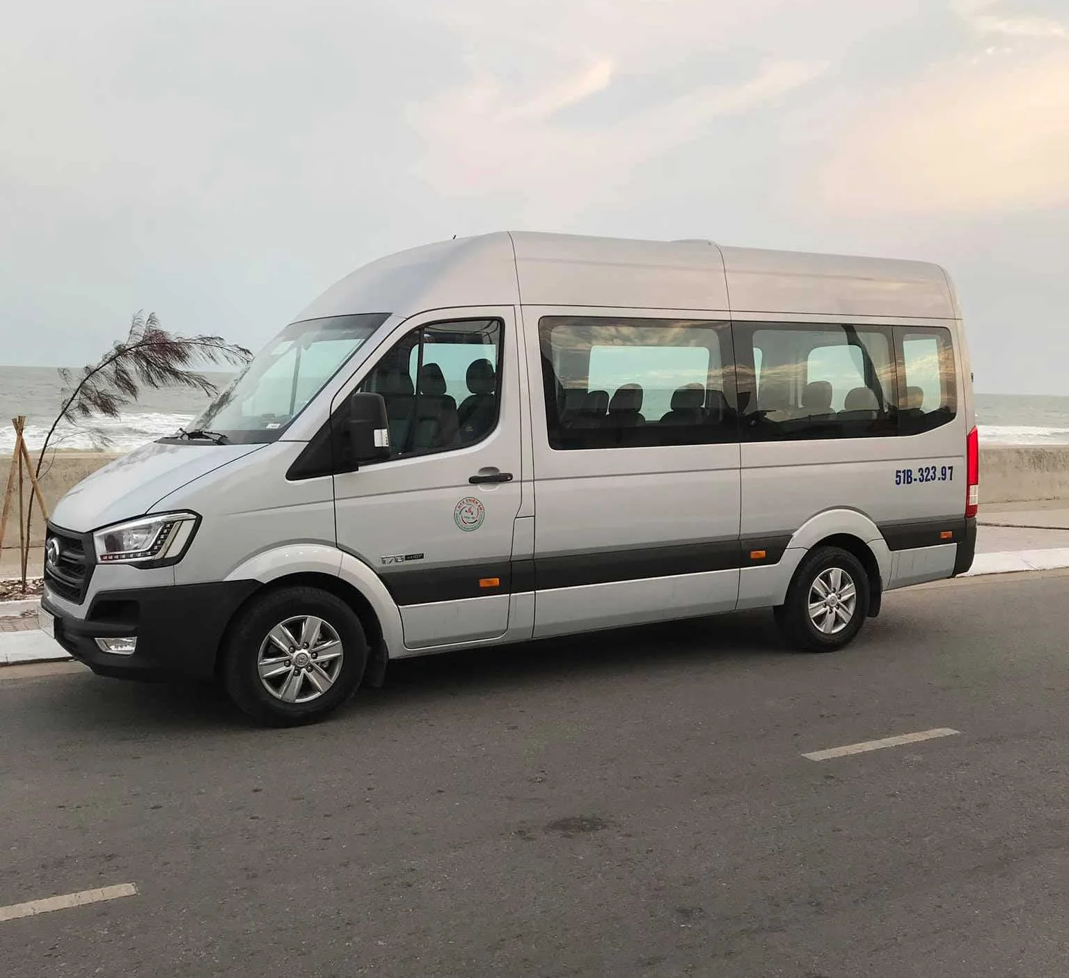 chất lượng xe 16 chỗ thực tế tại Hà Nội