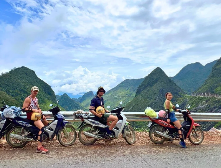 Kinh nghiệm đi tour hà giang bằng xe máy
