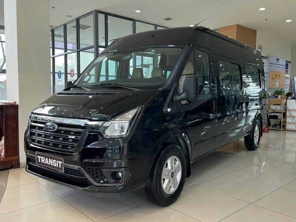 Thuê xe 16 chỗ Hà Nội đi chùa lễ đầu năm cho gia đình và nhóm bạn