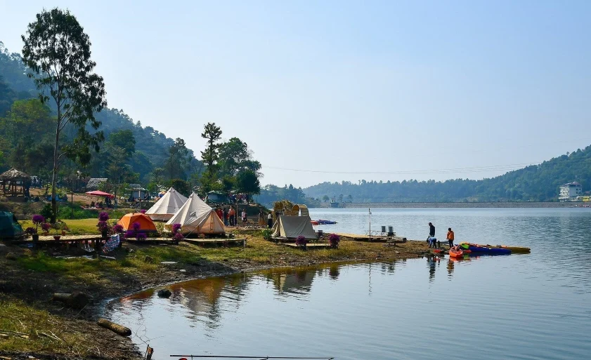 Hồ Đồng Đò Sóc Sơn không gian picnic gần Hà Nội