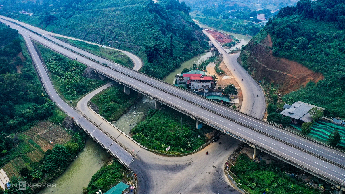 Cao tốc Hà Nội Lào Cai đi Sa Pa