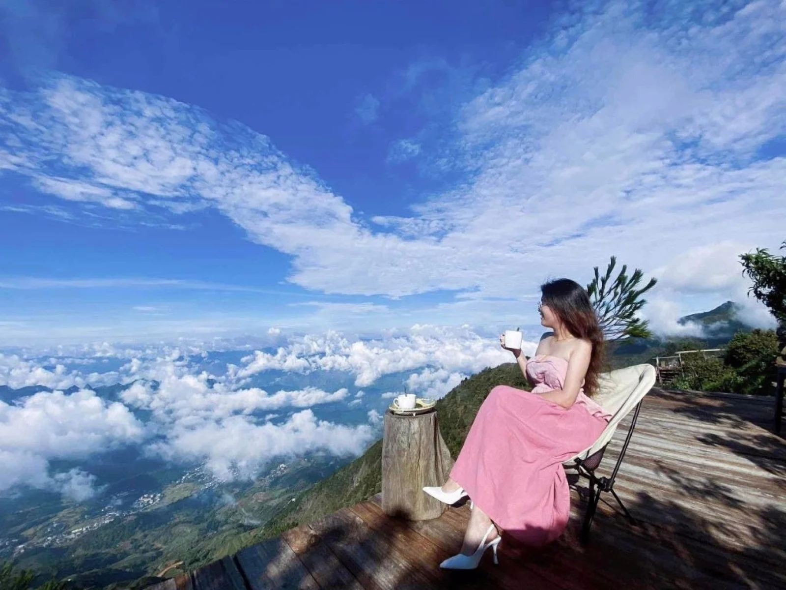 T&agrave; x&ugrave;a thi&ecirc;n đường săn m&acirc;y t&acirc;y bắc